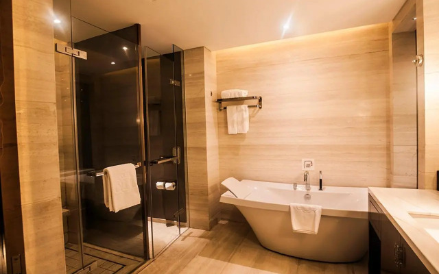 Royal Century Hotel Shanghai