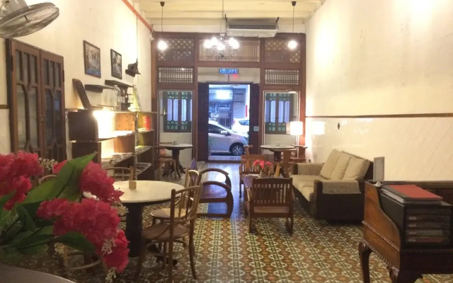 Pavilion Coffee Guesthouse