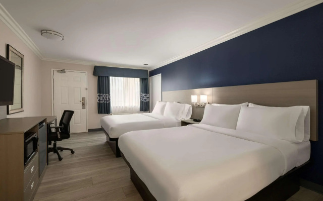 Quality Inn Lake Elsinore I-15