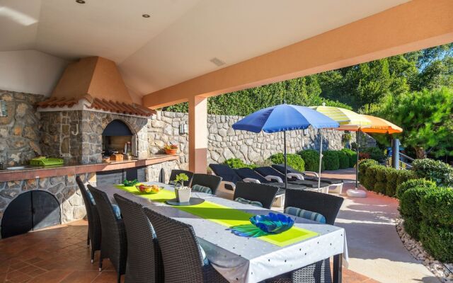 Apartments Villa Adore