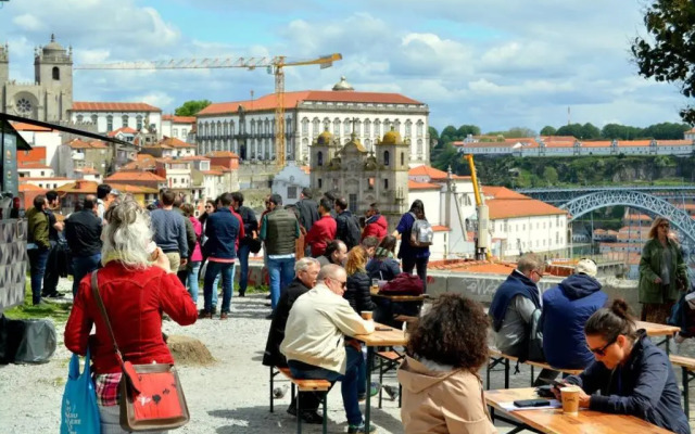 Oporto Gardens - Historical House