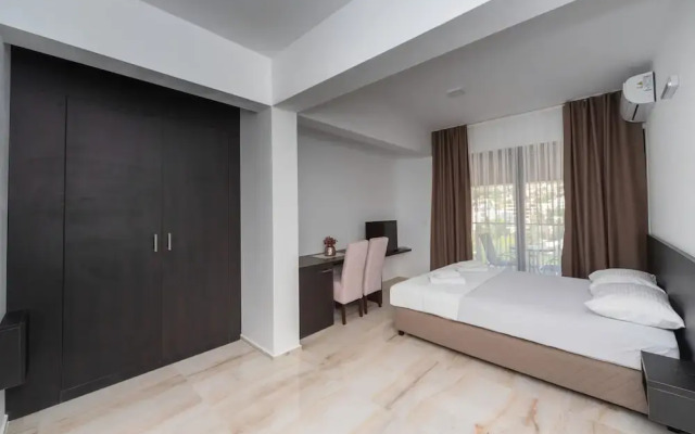 N Hotel