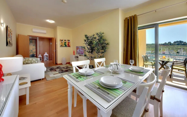 Marina Coast Residence Apartment