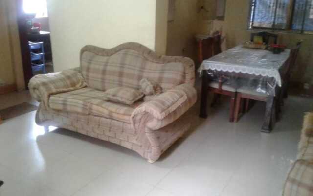 JJ&JE Family House - Hostel
