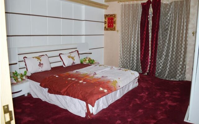 Omseyat Al Sharq Furnished Units 3