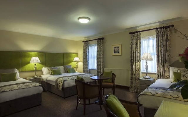 Breffni Arms Hotel