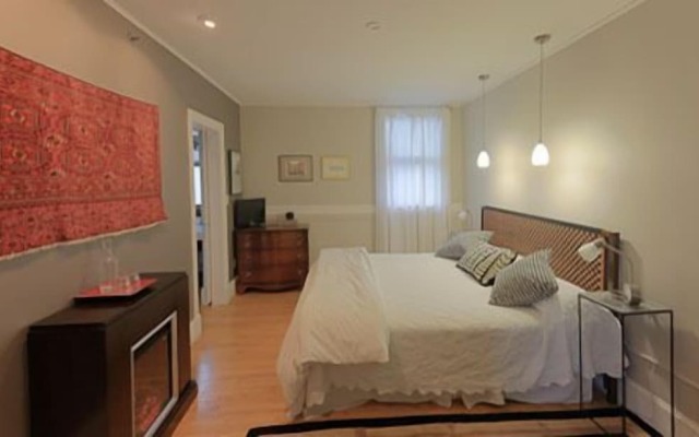 Old Granite Inn Bed & Breakfast