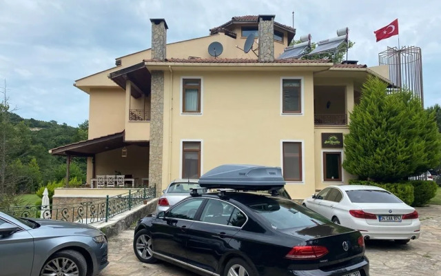 Sarikonaklar Garden Village