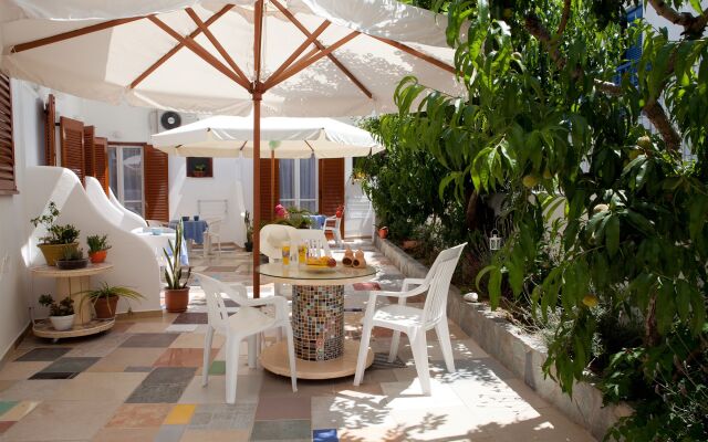 Cyclades Studios - Paros