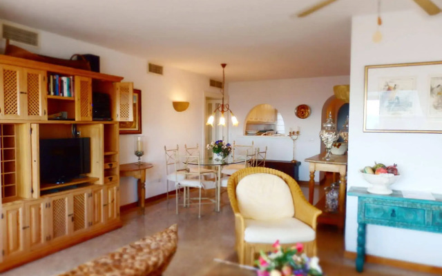 Waterfront Playamar Apartments