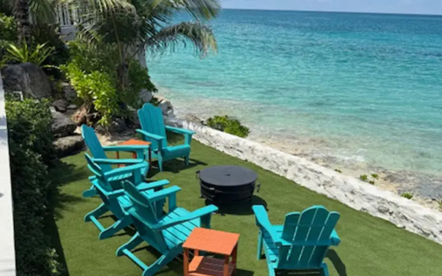 Newly Renovated Notos Cove Villa Property