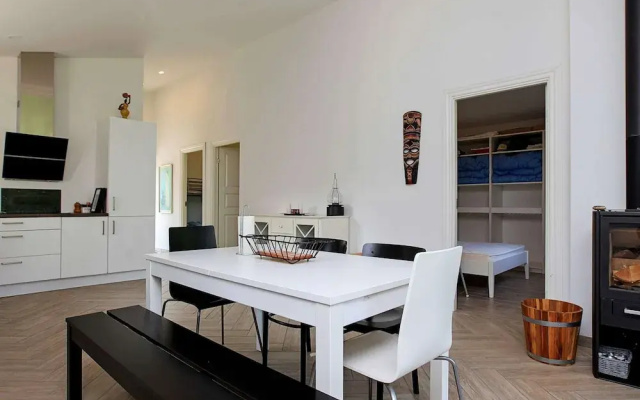 Woodland Holiday Home in Jægerspris with Hot Tub