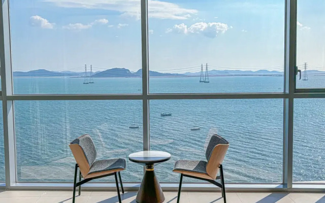 Wave M Hotel West