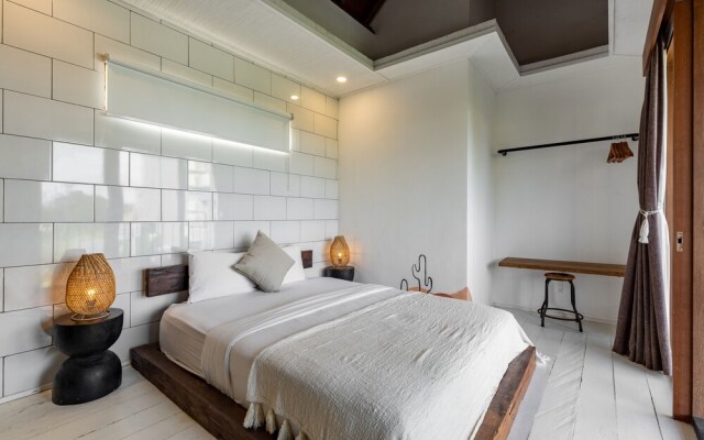 Villa Kecil 3BR By Azure