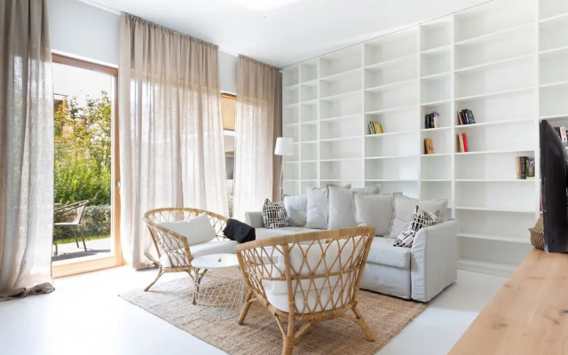 Apartment Warsaw Smolenskiego