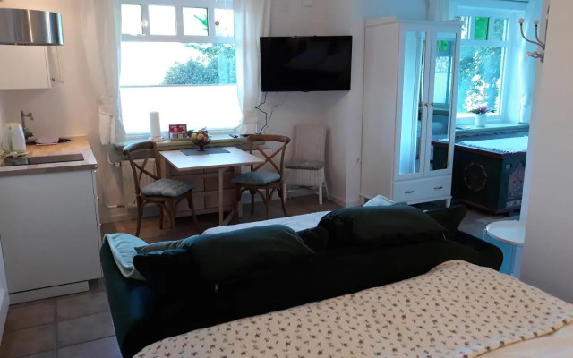 Pletna Lake View Apartment (Ground Floor)