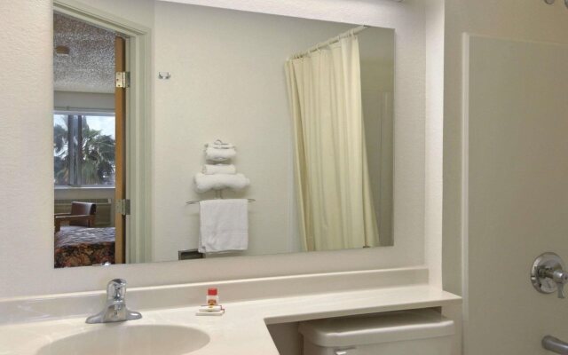 Super 8 By Wyndham Aransas Pass