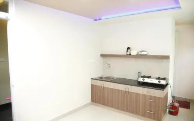 FabHotel Vipra Enclave