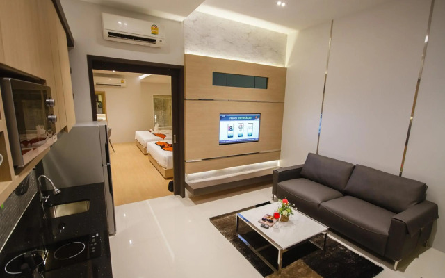Platinum Hotel