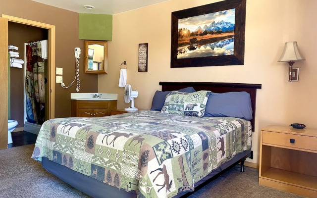 Moosehead Lodge & Cabins