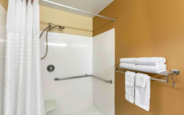 Extended Stay America Waukesha