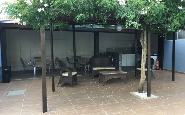 Aero Park Hotel