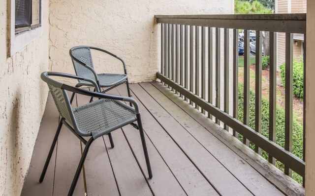 2 BR Apt in Windy Hill near beach by Frontdesk