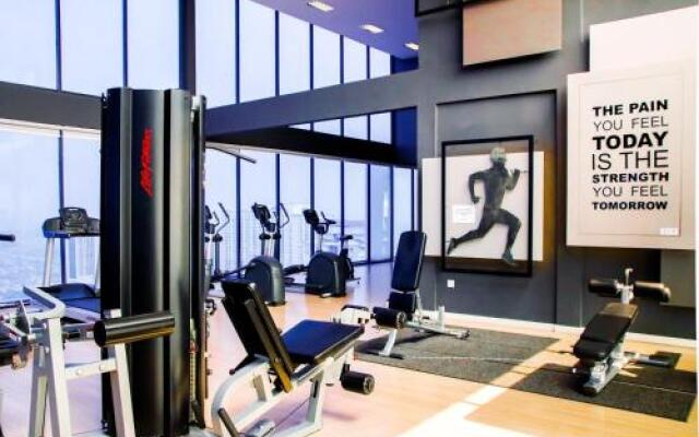 8Pax 2 BATHROOM NEAR SUMWAY PYRAMID