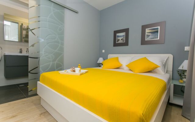 Luxury  Apartments Giovanni with  pool