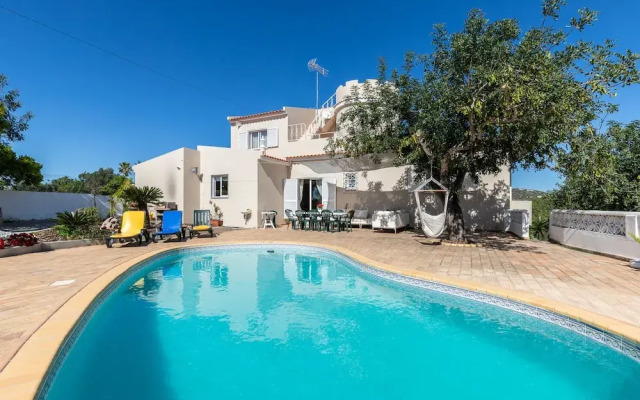 Looking to Landscape Sea View Private Pool Villa