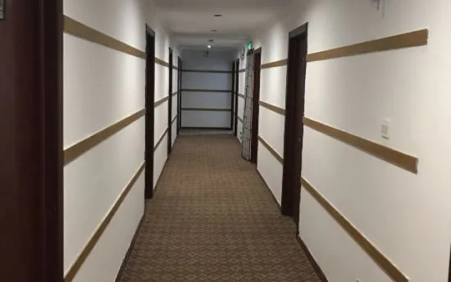 Phoenix City Hotel