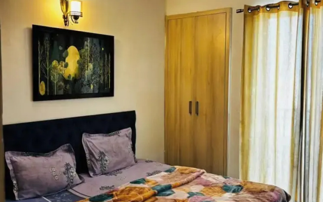 Luxury lofty heaven studio Apartment
