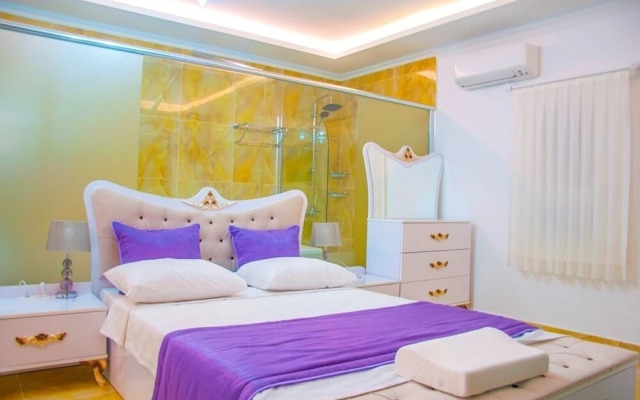 Villa Akca by Akdenizvillam