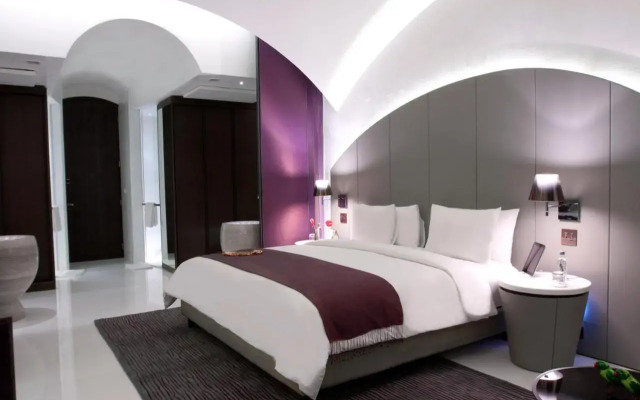 The Roseate New Delhi