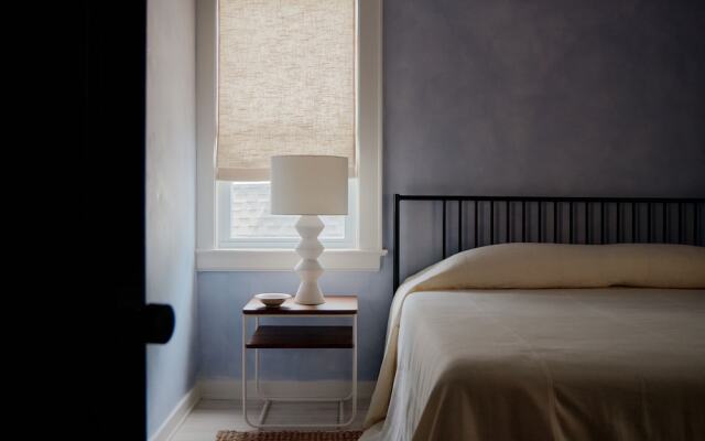 The James Bradley Hotel