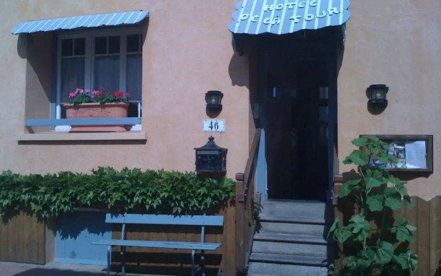 hotelImage