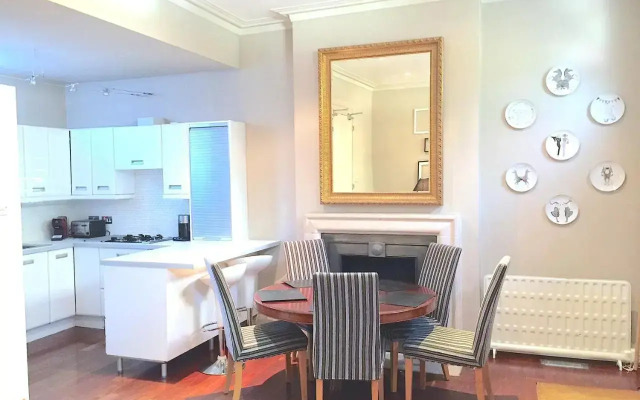 Your Place in Little Venice