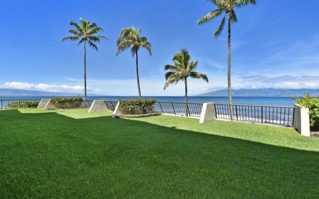 Napili Point B5 by RedAwning
