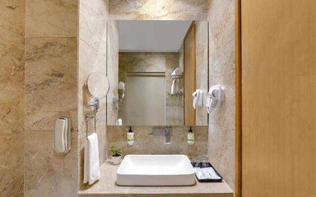 Lemon Tree Hotel Agra