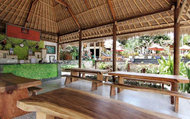 The Tanis Beach Resort Nusa Lembongan