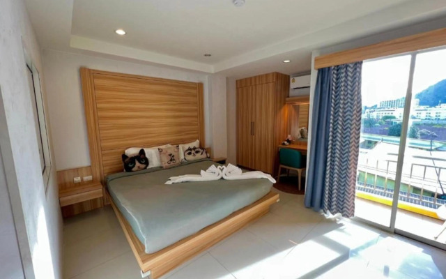 Cat Story Hotel
