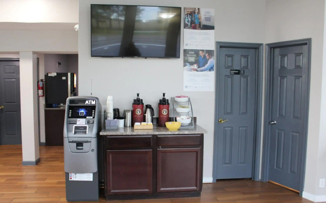 Days Inn by Wyndham Wrightstown