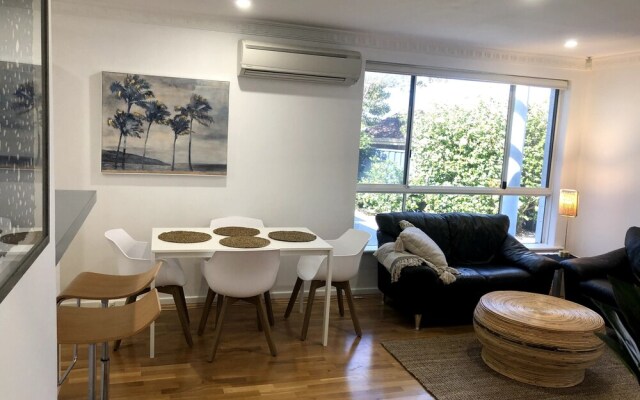 OCEANS 5 Holiday or Business Apartment