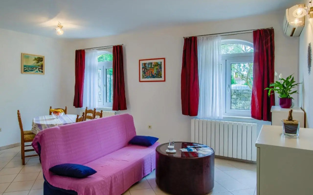 Apartments and rooms with parking space Kraljevica - 17589