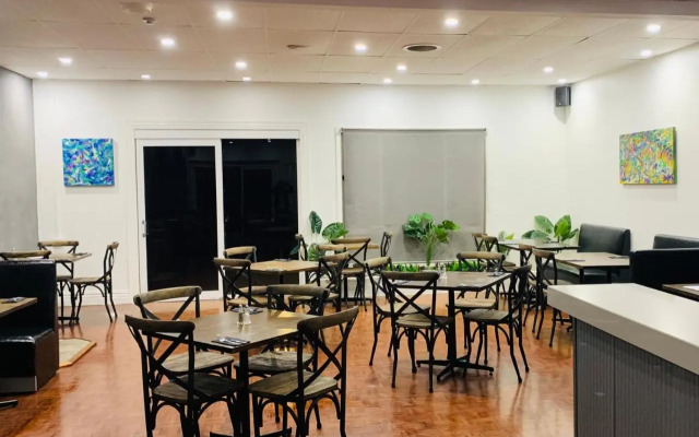 Rochester Wine Tavern