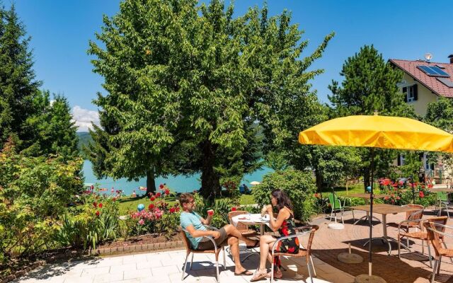 Strandhotel Schabus