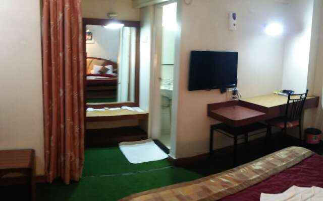 Hotel Radhika Palace