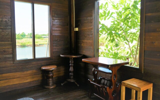Baan Pak Phutawan Resort