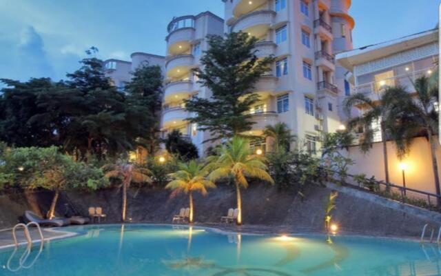 Grand Eska Hotel & Suite