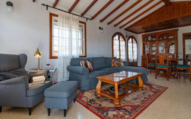 Villa Los Almendros